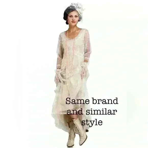 Vintage inspired two-piece linen dress with lace overlay. Boho wedding vibes - Picture 1 of 5